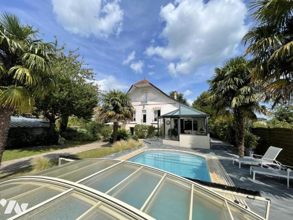 Ensemble Immobilier composé d'une maison des années 30, garage 60 m² et un atelier 100m²