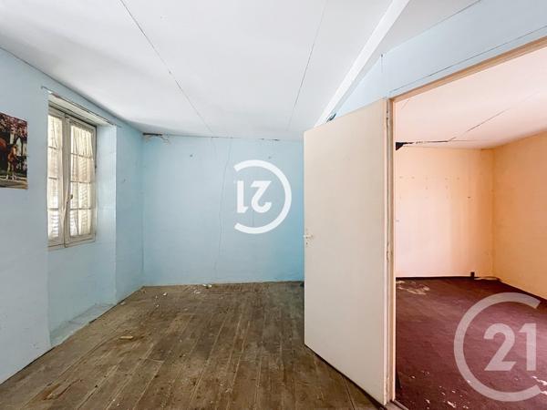 Maison à vendre  10 pièces - 134 m 2   COGNAC  - 16