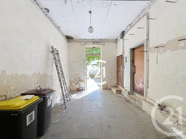 Maison à vendre  10 pièces - 134 m 2   COGNAC  - 16