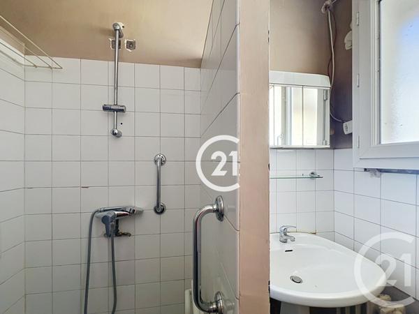 Maison à vendre  10 pièces - 134 m 2   COGNAC  - 16