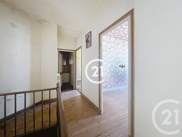 Maison à vendre  10 pièces - 134 m 2   COGNAC  - 16