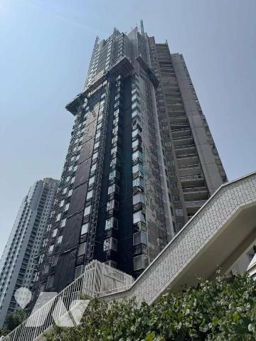 PARIS 19 eme - Bel Appartement T4 avec Balcon et Garage