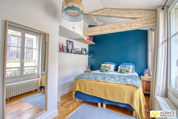 Versailles Ermitage Appartement duplex 4 pièces 91 m² au sol 2ème et dernier étage €699 000 ** - Référence 25948