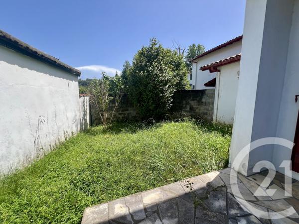 Maison à vendre  4 pièces - 73,30 m 2   CAMBO LES BAINS  - 64