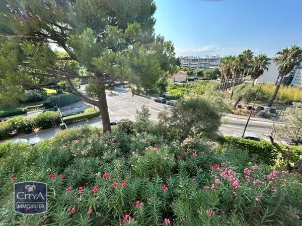 Appartement à vendre 1 pièce 35m² Antibes (06160)