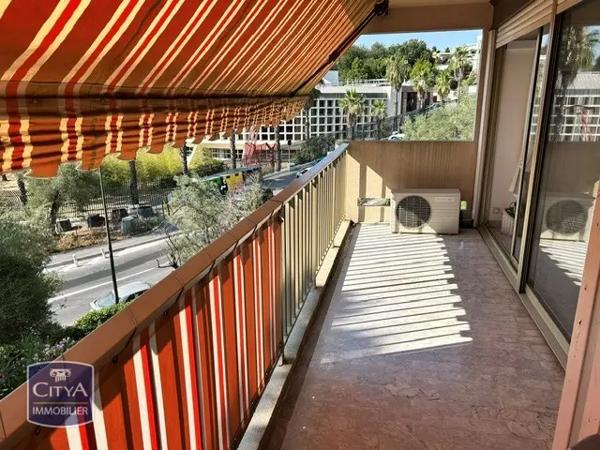 Appartement à vendre 1 pièce 35m² Antibes (06160)
