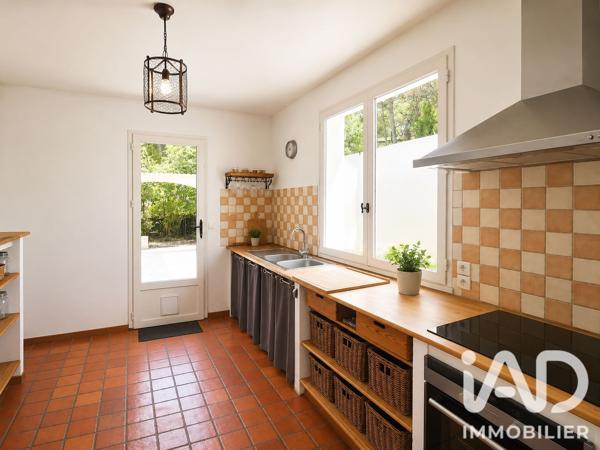 Maison à vendre 8 pièces 160 m² Vergèze