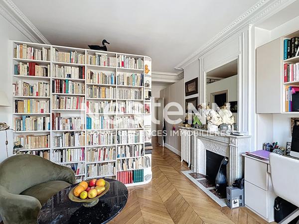 Nestenn Paris Haussmann - Paris 17ème - Appartement 6 pièces 174.11 m2 - Balcon filant - Ascenseur - Box parking - Double cave