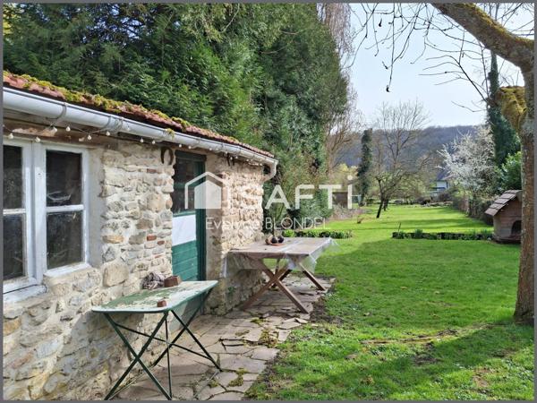 JOLIE MAISON ANCIENNE AVEC DEPENDANCE AMENAGEE ET BEAU TERRAIN