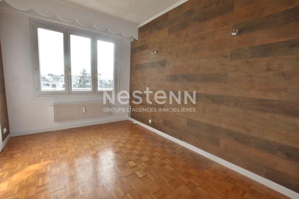 3 pièces - dernier étage - balcon