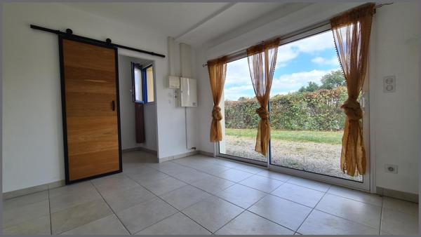 Maison à Bressuire, 79300 - 7 pièces 120m²