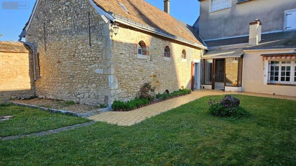 Maison de ville à vendre à Noyen-sur-Sarthe dans la Sarthe (72430), ref : HB-1723