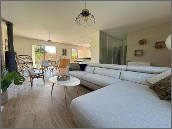 Maison 4 chambres avec piscine au calme