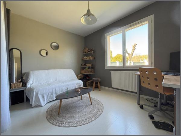 Maison 4 chambres avec piscine au calme