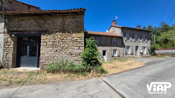Ferme rénovée avec dépendances , Compreignac
