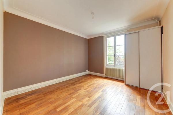 Maison à vendre  7 pièces - 146,55 m 2   ST DIDIER AU MONT D OR  - 69
