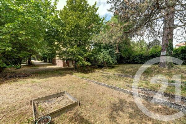 Maison à vendre  7 pièces - 146,55 m 2   ST DIDIER AU MONT D OR  - 69