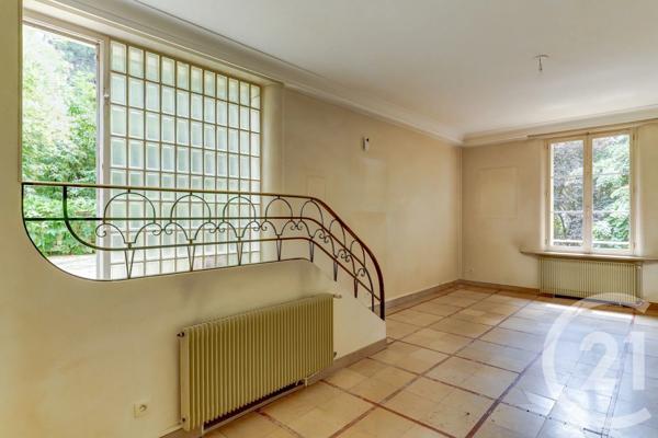 Maison à vendre  7 pièces - 146,55 m 2   ST DIDIER AU MONT D OR  - 69