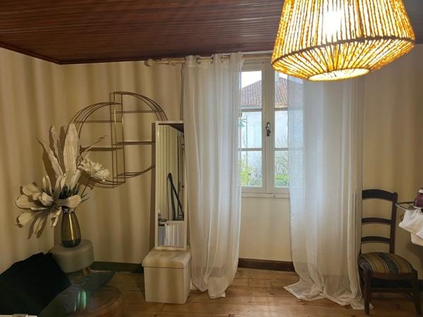 Maison à vendre |  Coudures |  4 pièces | 149,5 m²