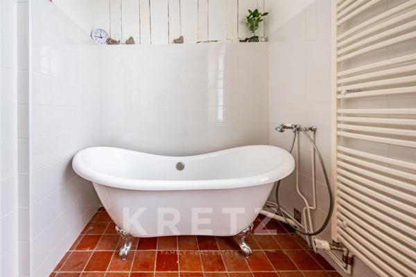 Demeure historique d'exception de 295 m2-Parc 2000 m2- Aube