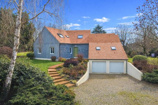 Maison à YVRE-L'EVEQUE, 72530 - 6 pièces 165m²