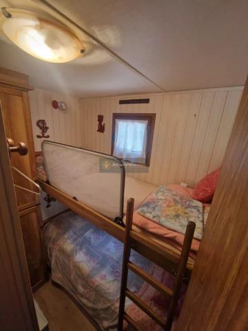 Vente                                                      Terrain
                        
                                         385 m2                     à Fréjus