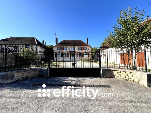 Maison 10 pièces - 266 m² Exclusivité efficity