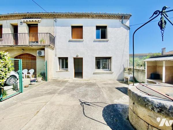 Maison de ville T4 - centre village - 114m² habitables avec cour et garage 