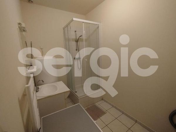 Location 2 Pieces 41 80000 Amiens 25 1691 01 0003