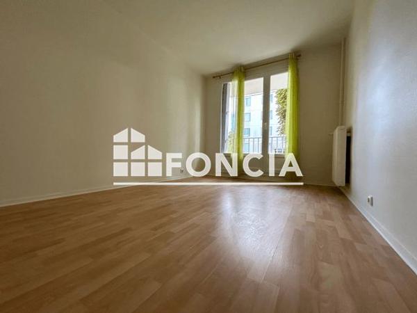 Location Appartement 4 pièces 77.18 m² - 69 BIS BD DE LA REPUBLIQUE Montesson 78360