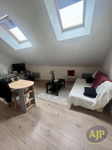 Appartement à louer Cholet : 2 pièces, 34m² avec 1 chambre(s) à 395€ - AJP Immobilier Cholet