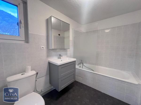 Location appartement Challes-les-Eaux (73190) 1 pièce 38.5m²