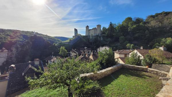 Petite maison auvergnate
