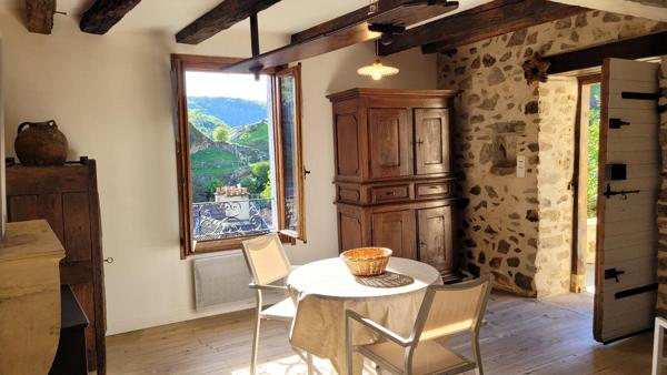 Petite maison auvergnate