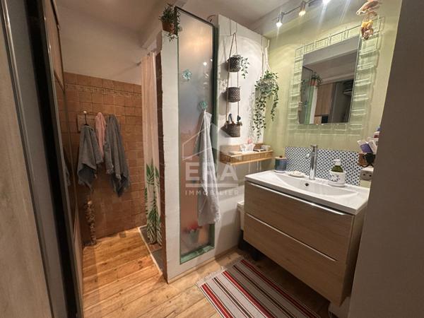 A VENDRE 13360 ROQUEVAIRE MAISON DE VILLE DE 55M²  AVEC CAVE