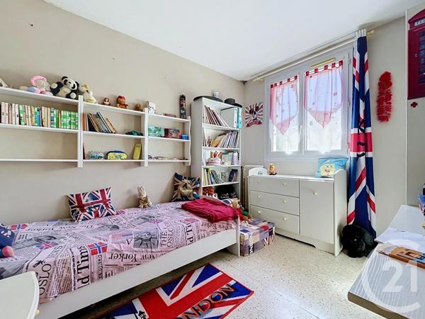 Maison à vendre  6 pièces - 100,51 m 2   BAGNOLS SUR CEZE  - 30