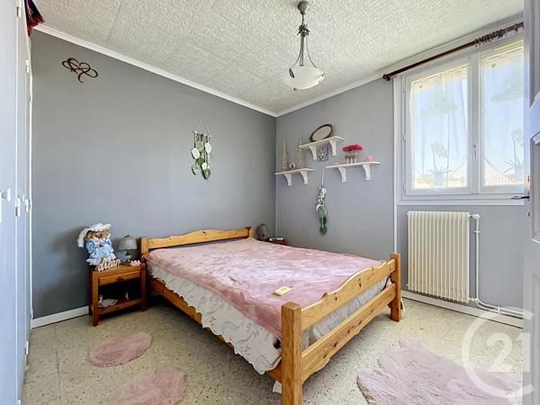 Maison à vendre  6 pièces - 100,51 m 2   BAGNOLS SUR CEZE  - 30