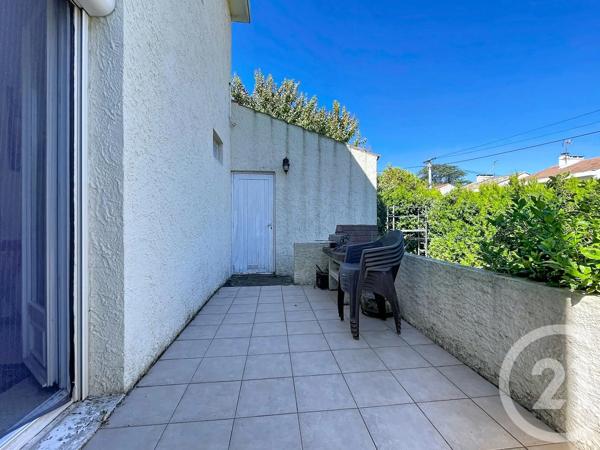 Maison à vendre  6 pièces - 100,51 m 2   BAGNOLS SUR CEZE  - 30