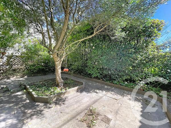 Maison à vendre  6 pièces - 100,51 m 2   BAGNOLS SUR CEZE  - 30