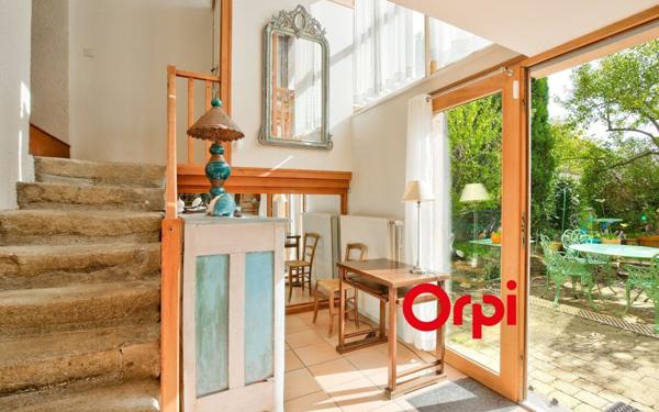 Maison à vendre    5 pièces •  Millery