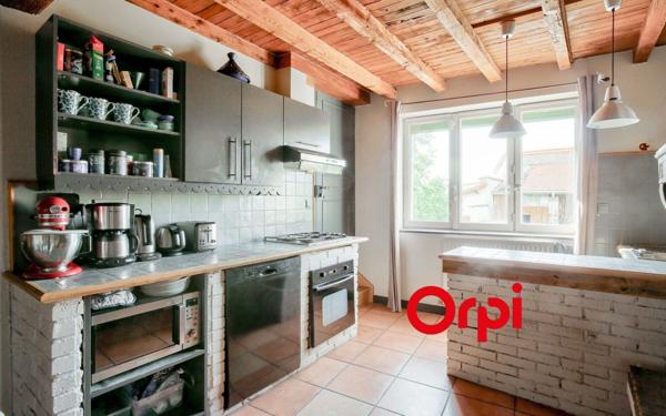 Maison à vendre    5 pièces •  Millery