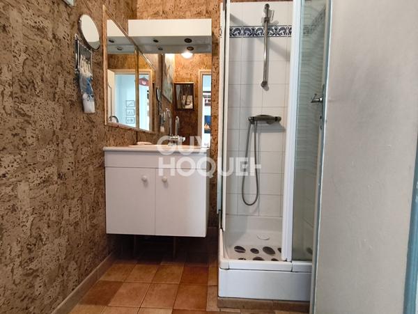 Secteur Exclusif : Un Panorama sur la Citadelle du Château d'Oléron - Maison de 131m², 5 chambres