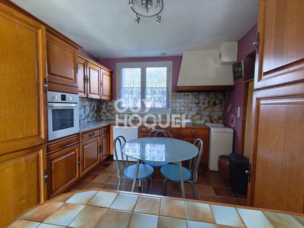 Secteur Exclusif : Un Panorama sur la Citadelle du Château d'Oléron - Maison de 131m², 5 chambres