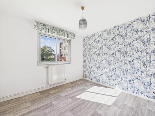 Appartement
         2 pièces
        - 58 m² Exclusivité 84 900 € *