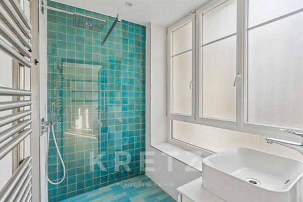 Maison moderne à Passy style Eiffel