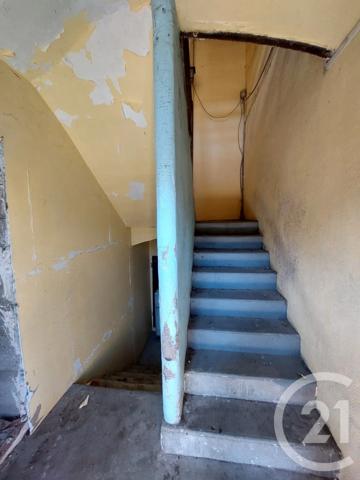 Immeuble à vendre  657 m 2   MOLIERES SUR CEZE  - 30