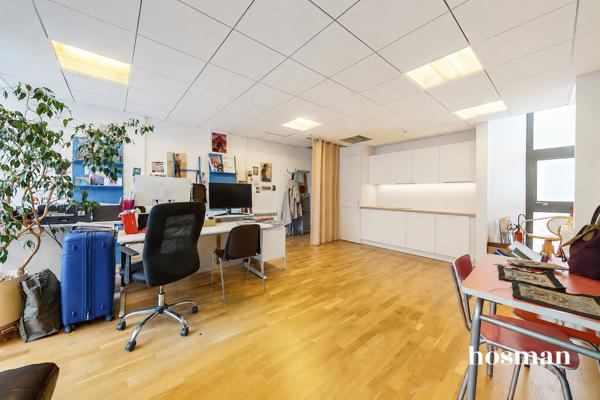 Rare - 40m² - Bureau lumineux – Mairie de Montreuil – Immeuble tertiaire