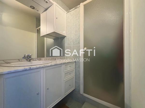 Appartement F4, 4é étage avec ascenseur, bord de Seine