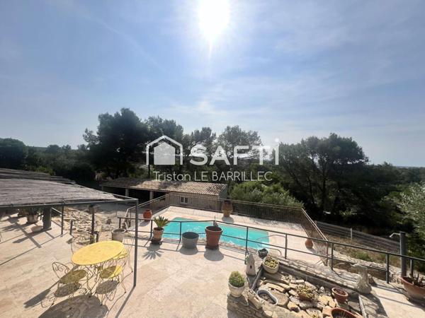 Maison de maître sur les hauteurs de Nîmes – Vue dégagée, cadre exceptionnel