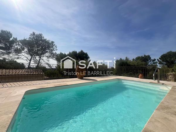 Maison de maître sur les hauteurs de Nîmes – Vue dégagée, cadre exceptionnel